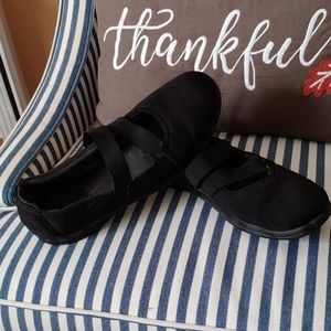 Women's Shoes Size 9